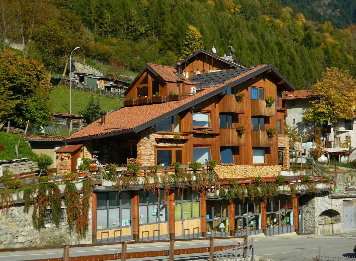 B&B Alla Fontana 로지오 외부 사진
